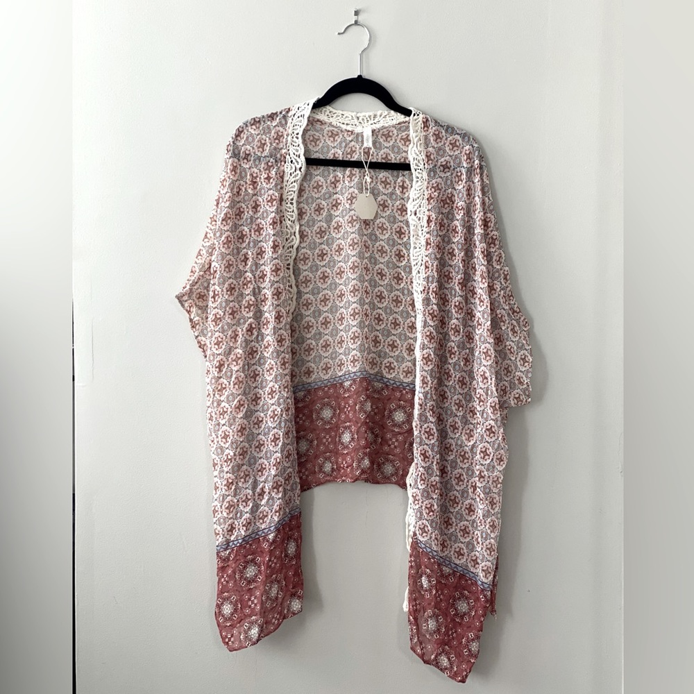 Pinkblush Maternity Rust Crochet Trim Printed Kimono Size small